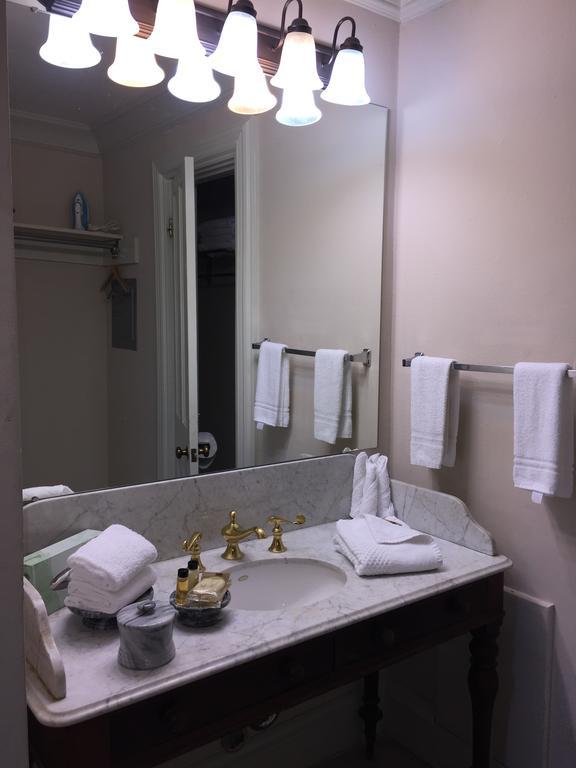 Chateau Orleans New Orleans  Kültér fotó