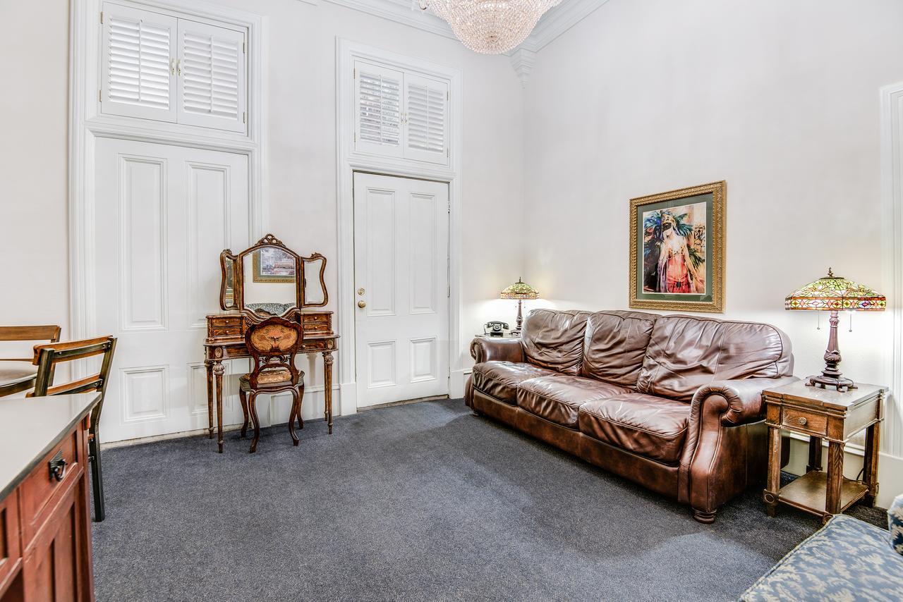 Chateau Orleans New Orleans  Kültér fotó